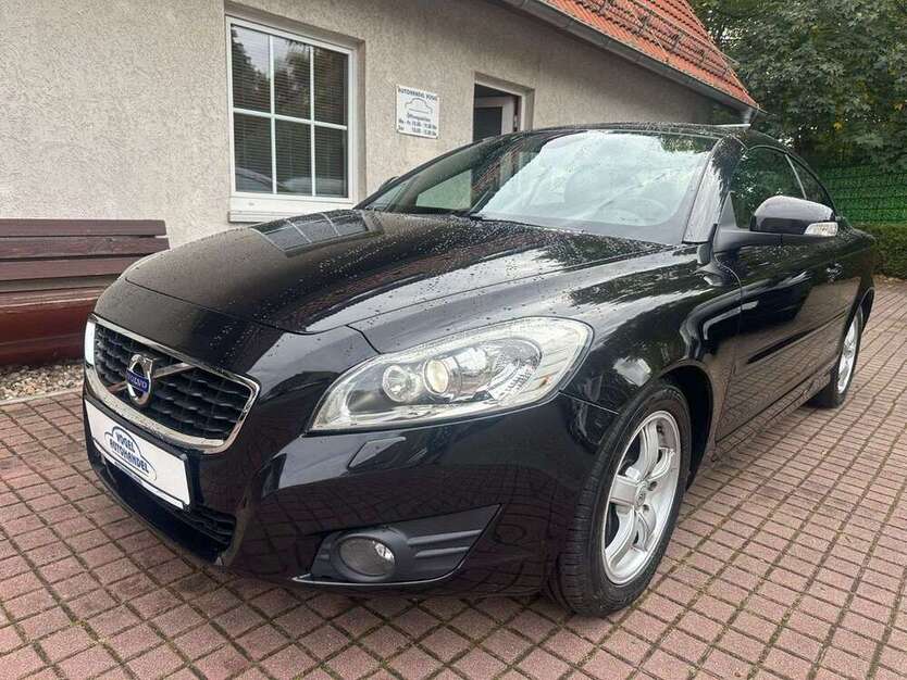 Volvo C70 181.000 km 8.900 € Berlin 13059
