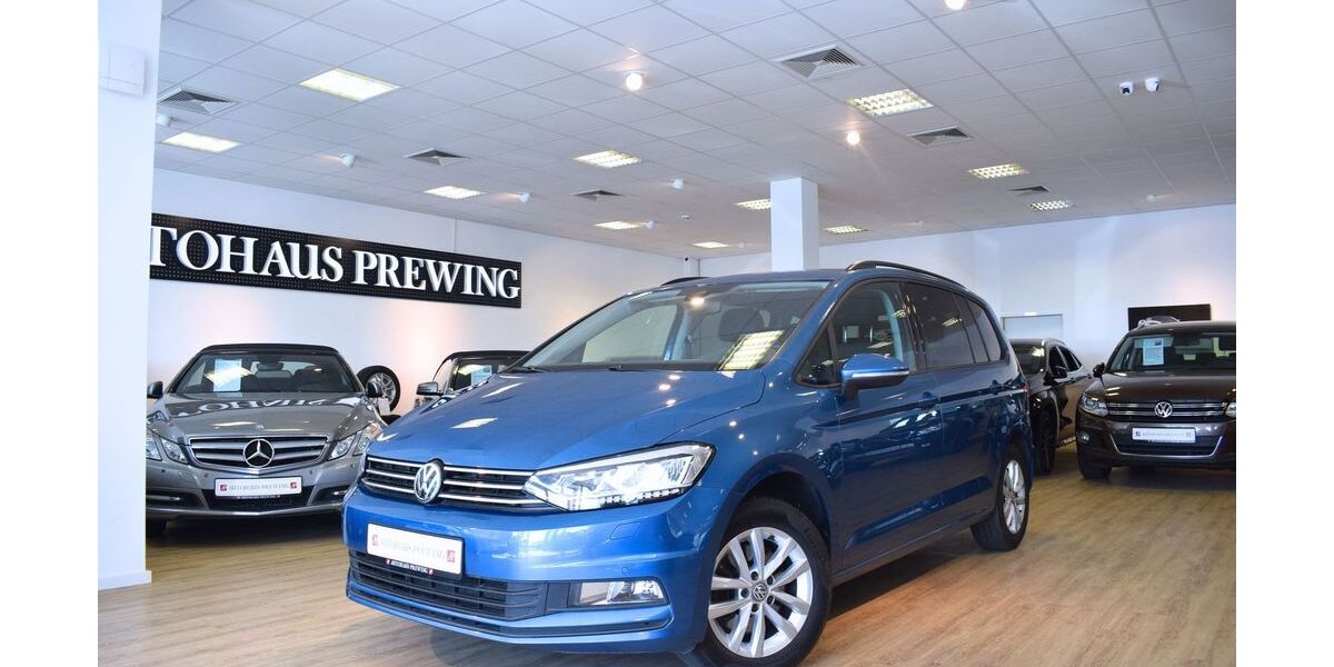 VW Touran 125.299 km 18.980 &euro; Schönefeld 12529