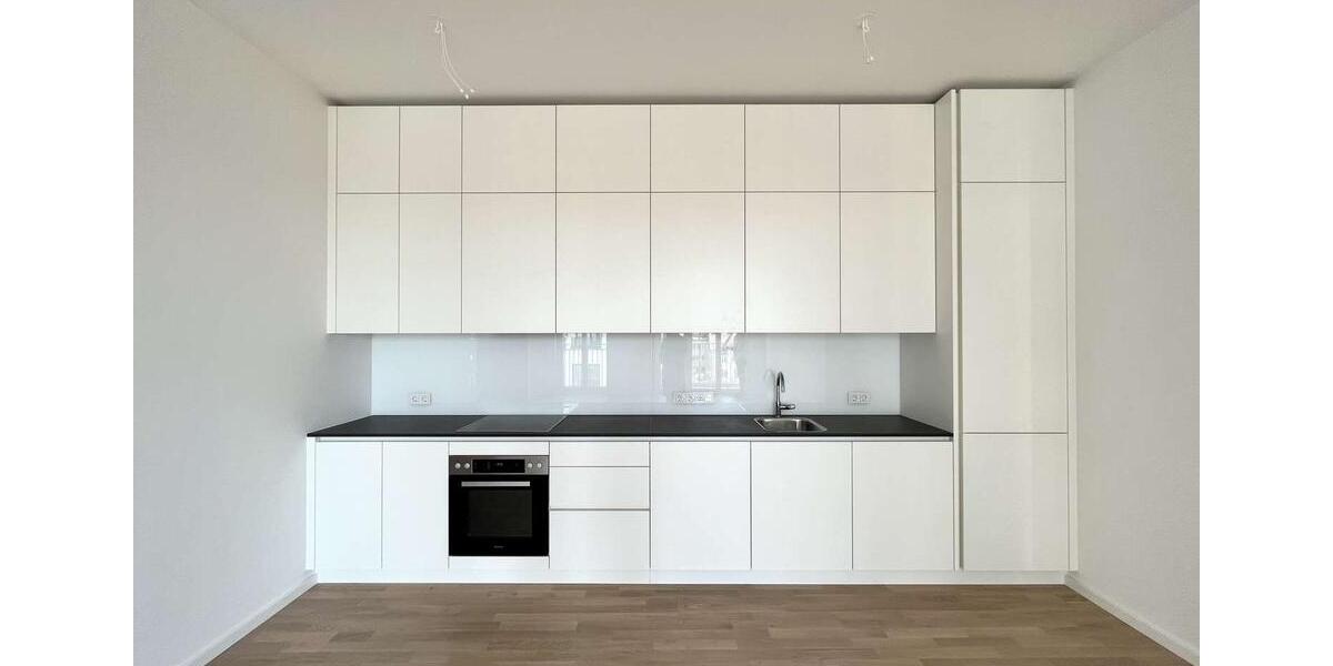 Dachgeschoßwohnung Berlin Tempelhof-Schöneberg - 2 Zimmer, 83 m&sup2;, 2.280&euro; | Angebot:25349709