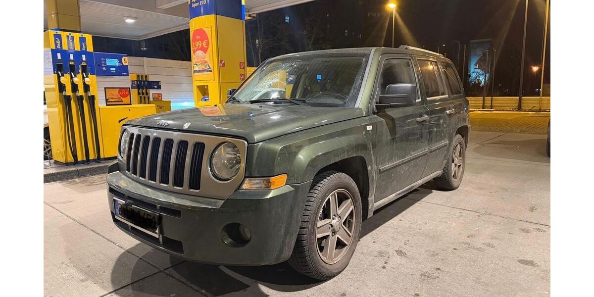 Jeep Patriot 196.000 km 3.998 &euro; Velten 16727