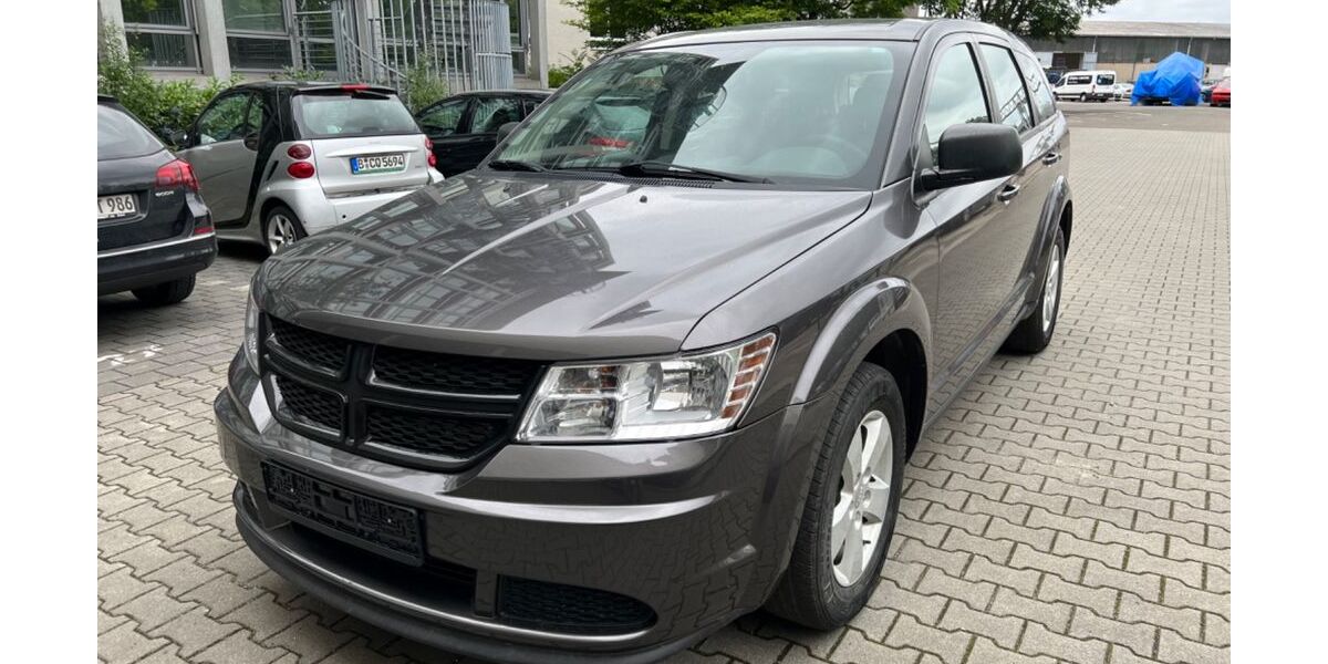 Dodge Journey 105.279 km 13.999 &euro; Berlin 12277