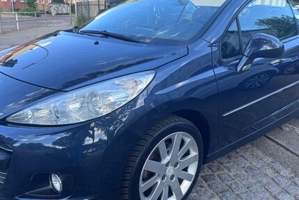 Peugeot 207 125.000 km 5.890 &euro; Berlin - Tempelhof 12107