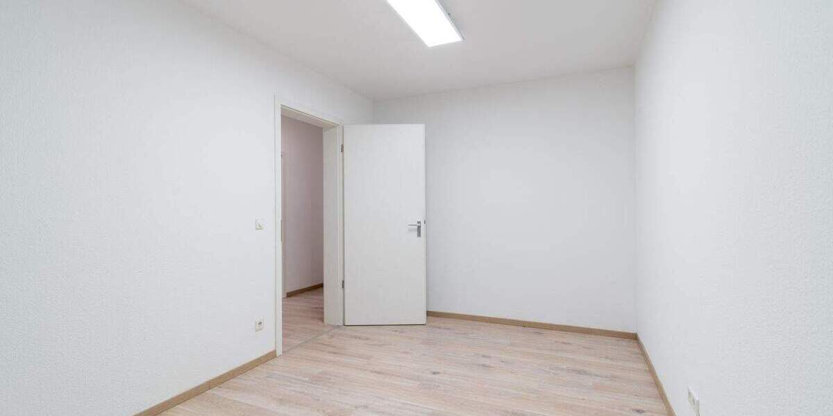 Gewerbeobjekt Berlin Lichterfelde - 3 Zimmer, 99 m&sup2;, 475.000&euro; | Angebot:25710012