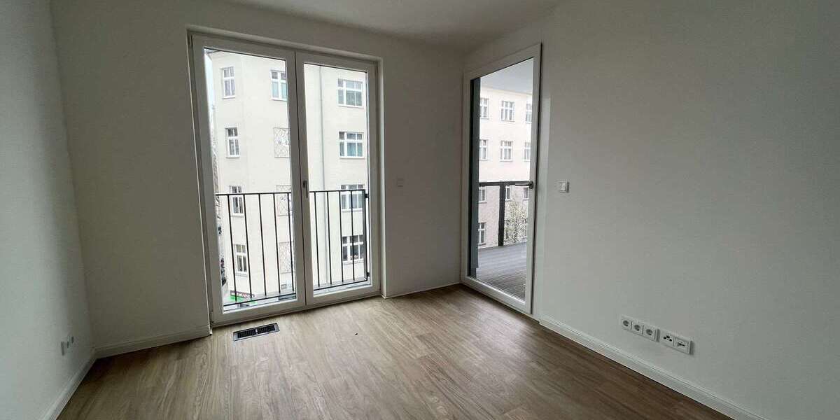 Etagenwohnung Berlin Friedrichshain - 4 Zimmer, 67 m&sup2;, 1.870&euro; | Angebot:26126682