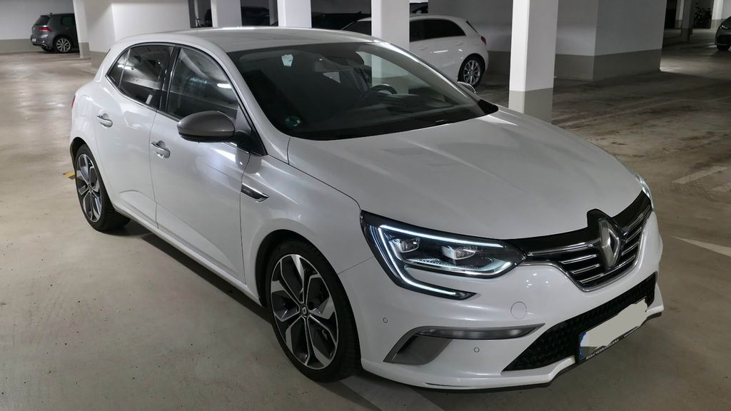 Renault Megane 88.000 km 15.900 &euro; Berlin 13599