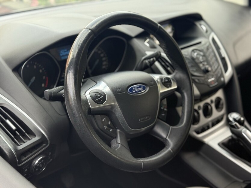 Ford Focus 152.000 km 6.250 € Hohen Neuendorf 16540