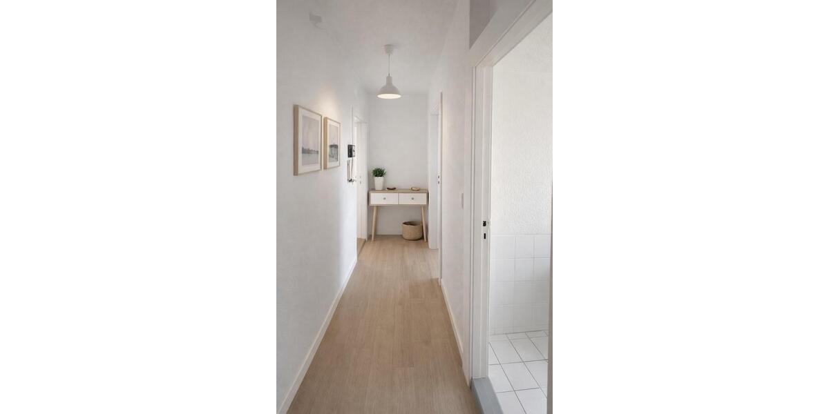 Etagenwohnung Berlin Reinickendorf - 1 Zimmer, 33 m&sup2;, 900&euro; | Angebot:26220040