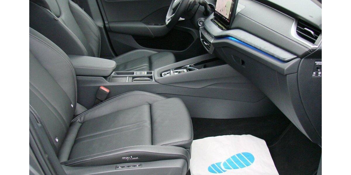 Skoda Octavia 2,0TDI Selection Leder Pano ACC Standheizu 15.681 km 33.980 &euro; Falkensee 14612