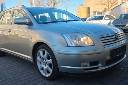 Toyota Avensis 39.479 km 8.999 &euro; Berlin 13581