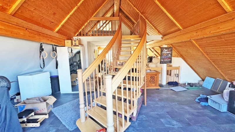 Generationenhaus mit Modernisierungsbedarf, gewerbliche Nutzung möglich - Zweifamilienhaus Berlin Neukölln | Angebot:22306160