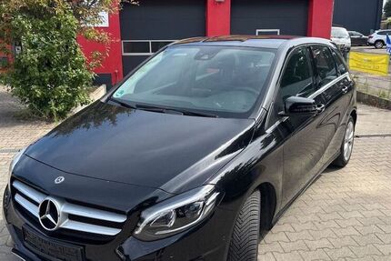 Mercedes B 200