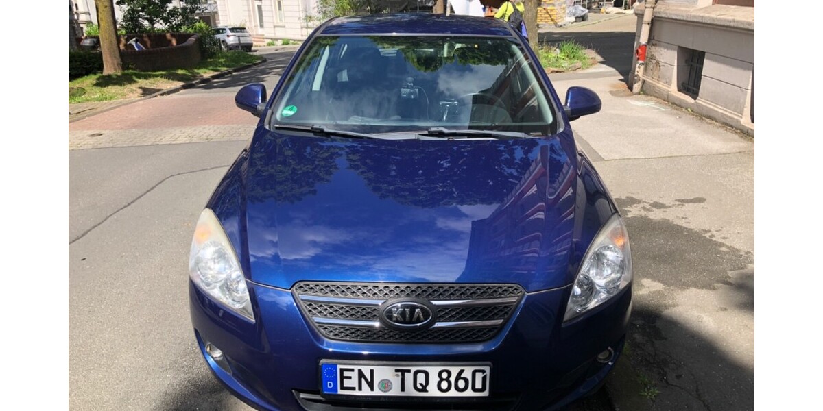 Kia Ceed 126.000 km 3.099 &euro; Berlin 10178