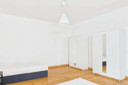 Wohnung Berlin Köpenick - 1 Zimmer, 93 m&sup2;, 310&euro; | Angebot:27076356
