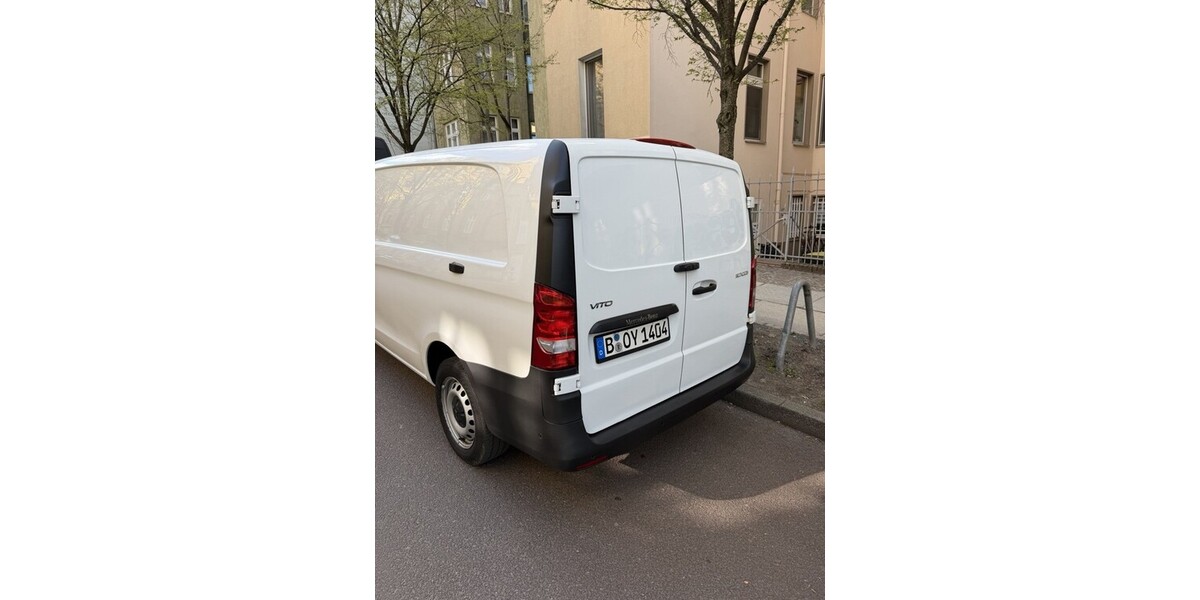 Mercedes-Benz Vito W447 33.500 km 21.900 &euro; Berlin 10178