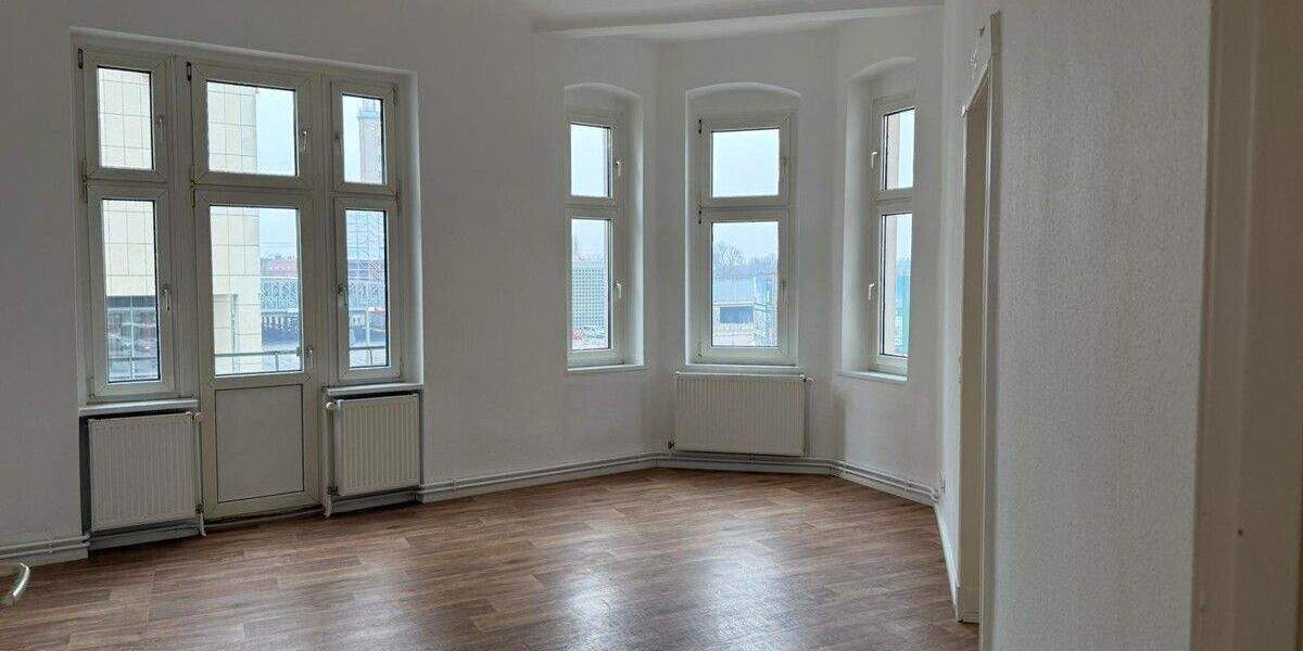 Etagenwohnung Berlin Spandau - 3 Zimmer, 104 m&sup2;, 1.950&euro; | Angebot:24683206