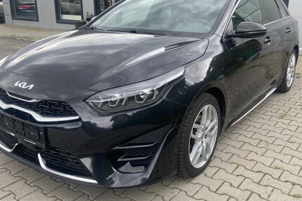 Kia pro ceed / ProCeed 68.000 km 17.999 &euro; Ludwigsfelde 14974