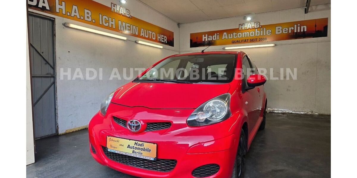 Toyota Aygo (X) 149.683 km 3.499 &euro; Berlin 12347