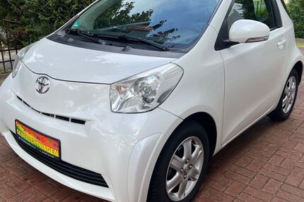 Toyota IQ 112.000 km 5.950 &euro; Falkensee/Spandau 14612
