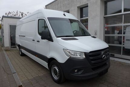 Mercedes-Benz Sprinter 155.984 km 22.490 &euro; Berlin 13086