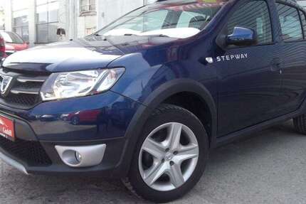 Dacia Sandero 44.300 km 9.299 &euro; Berlin 12277