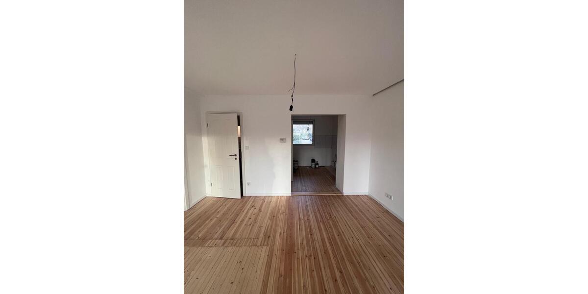 Charmantes Mittelhaus mit Garten in Berlin-Kladow 4 zimmer