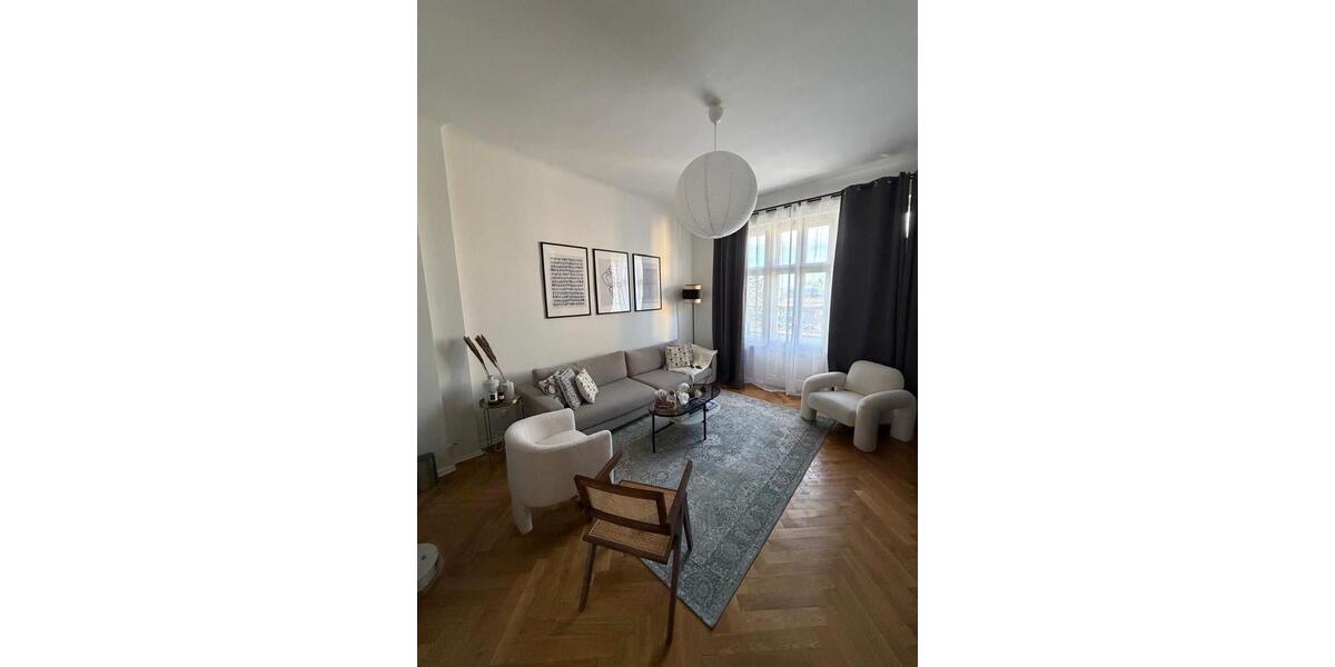 Etagenwohnung Berlin Reinickendorf - 2 Zimmer, 100 m&sup2;, 1.100&euro; | Angebot:25982541