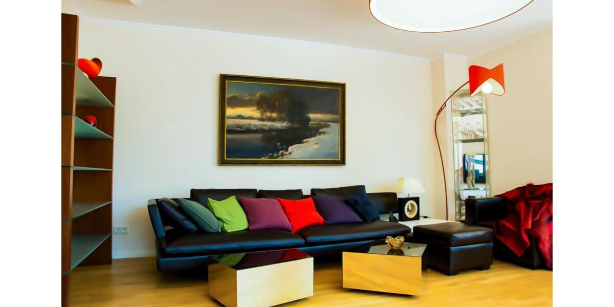 Dachgeschoßwohnung Berlin Charlottenburg-Wilmersdorf - 3 Zimmer, 140 m&sup2;, 2.000&euro; | Angebot:26589315