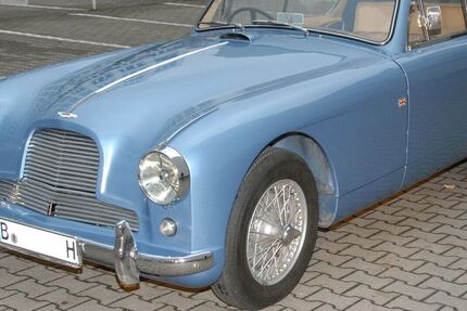 Aston Martin DB 77.800 km 249.000 &euro; Berlin 10707