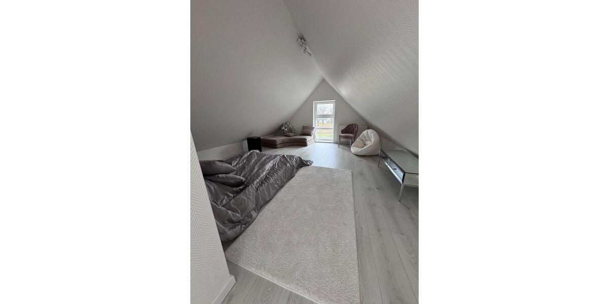 Reihenhaus Berlin Charlottenburg-Wilmersdorf - 3 Zimmer, 152 m&sup2;, 2.100&euro; | Angebot:25267240