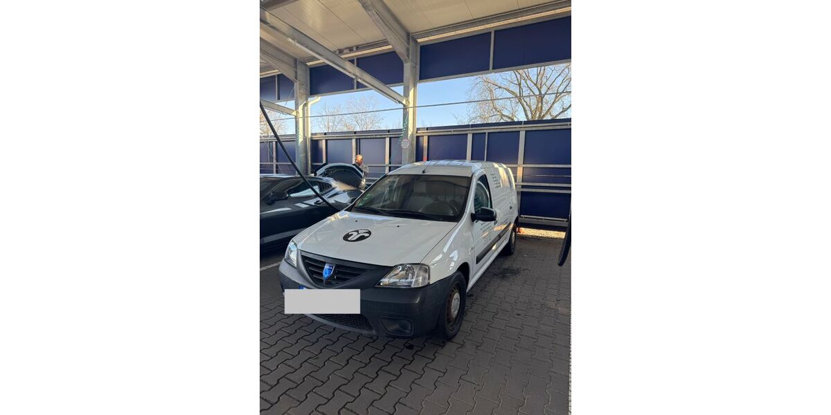 Dacia Logan 101.000 km 2.400 &euro; Berlin 12053