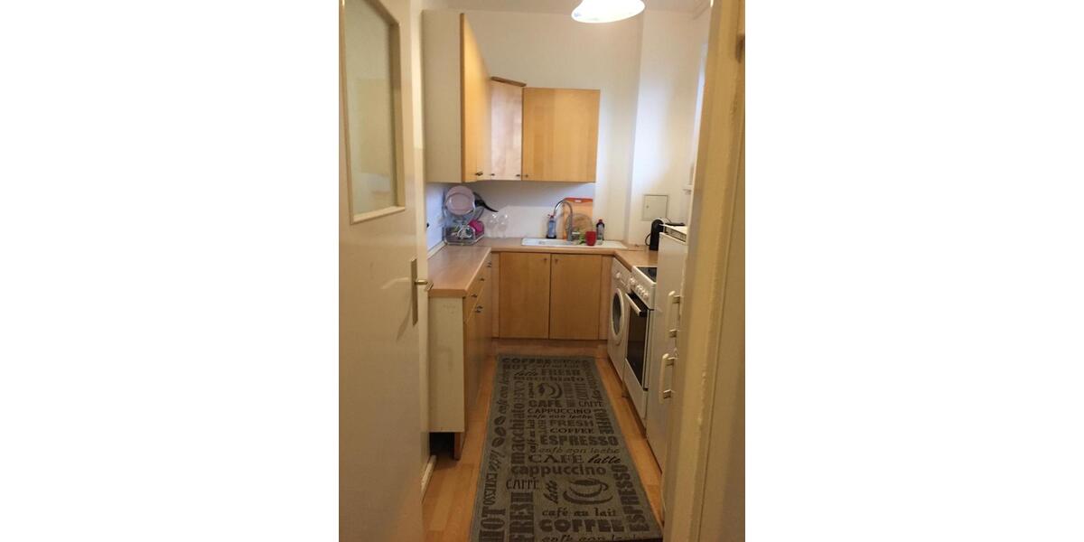 Etagenwohnung Berlin Charlottenburg-Wilmersdorf - 2 Zimmer, 70 m&sup2;, 1.250&euro; | Angebot:24693579