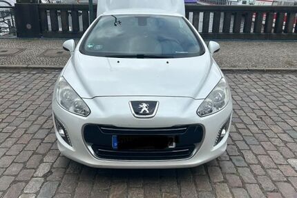 Peugeot 308 136.000 km 5.800 &euro; Hohen Neuendorf 16540
