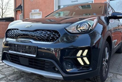 Kia Niro 156.886 km 12.999 &euro; Berlin 12351