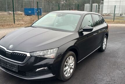 Skoda Scala 124.400 km 12.799 &euro; Oranienburg 16515