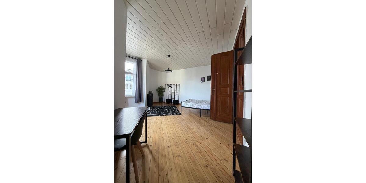 Etagenwohnung Berlin Charlottenburg-Wilmersdorf - 3 Zimmer, 90 m&sup2;, 1.590&euro; | Angebot:26644737