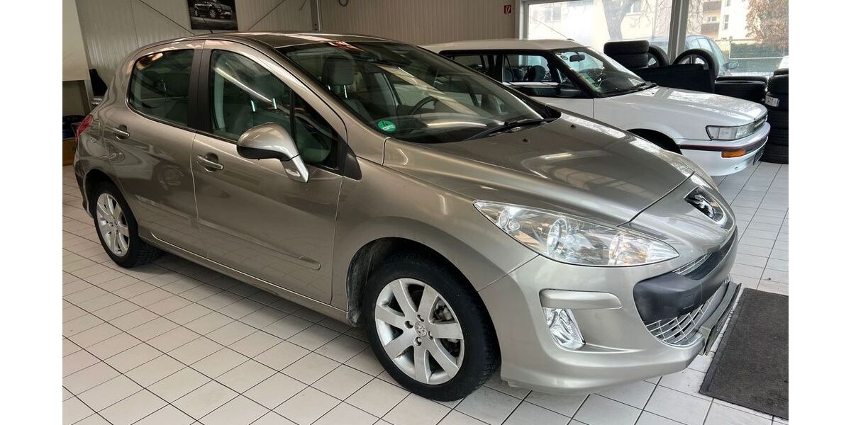 Peugeot 308 107.000 km 3.990 &euro; Berlin 12349