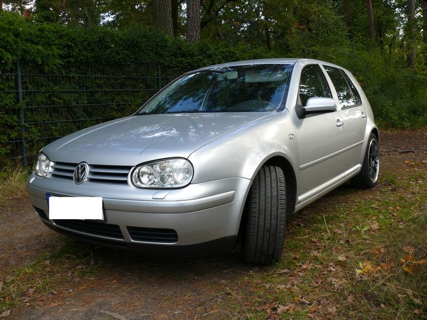 VW Golf 179.000 km 5.900 € Birkenwerder 16547