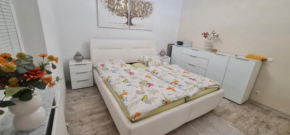 Erdgeschoßwohnung Berlin Neukölln - 3 Zimmer, 86 m&sup2;, 380.000&euro; | Angebot:26530328