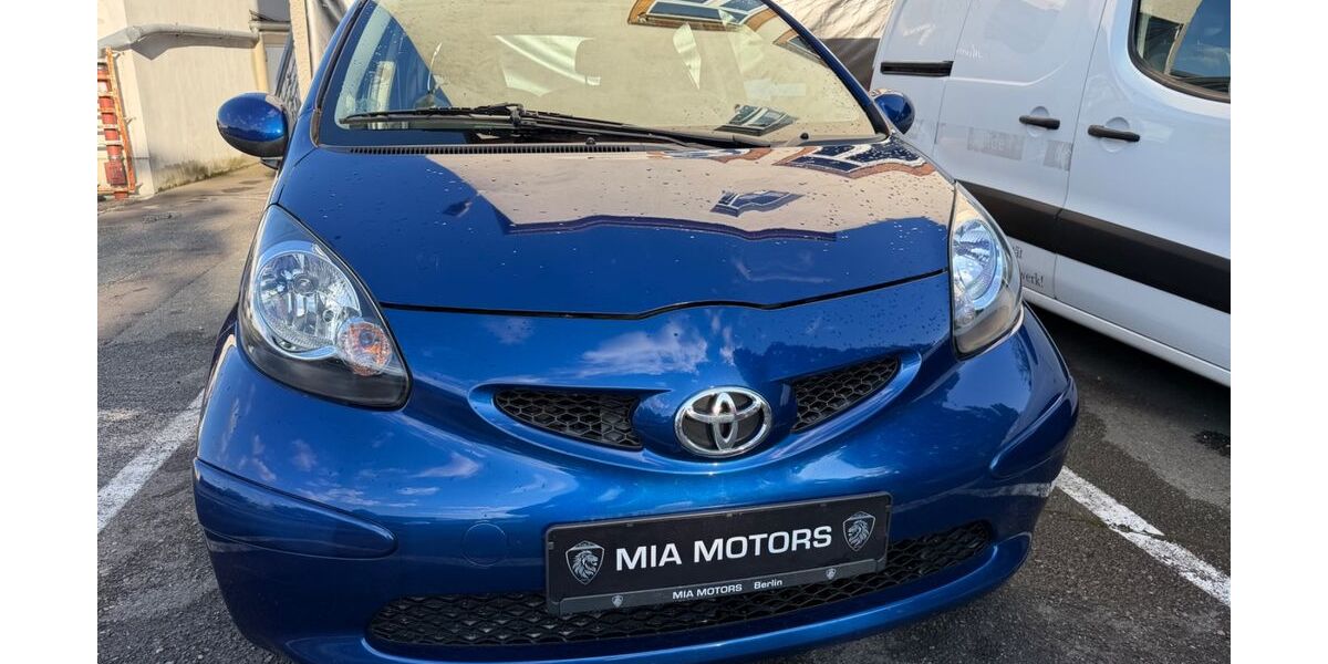 Toyota Aygo (X) 104.358 km 4.950 &euro; Berlin 13407