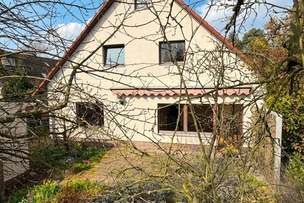 Südausrichtung in ruhiger zweiter Reihe - renovierungsbedürftiges Einfamilienhaus in Rudow - Haus Berlin Rudow | Angebot:25599011