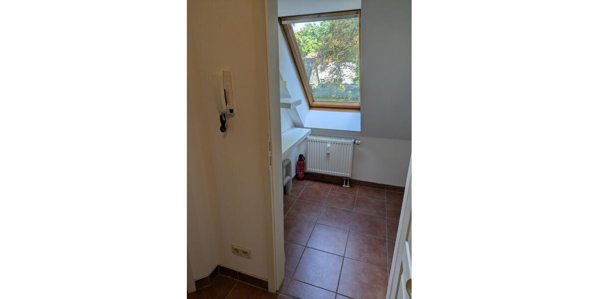 Dachgeschoßwohnung Hohen Neuendorf - 2 Zimmer, 45 m&sup2;, 988&euro; | Angebot:24463102