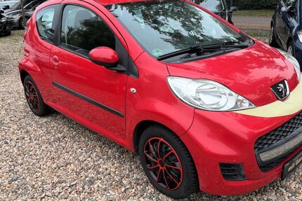 Peugeot 107 151.855 km 1.700 &euro; Potsdam 14480