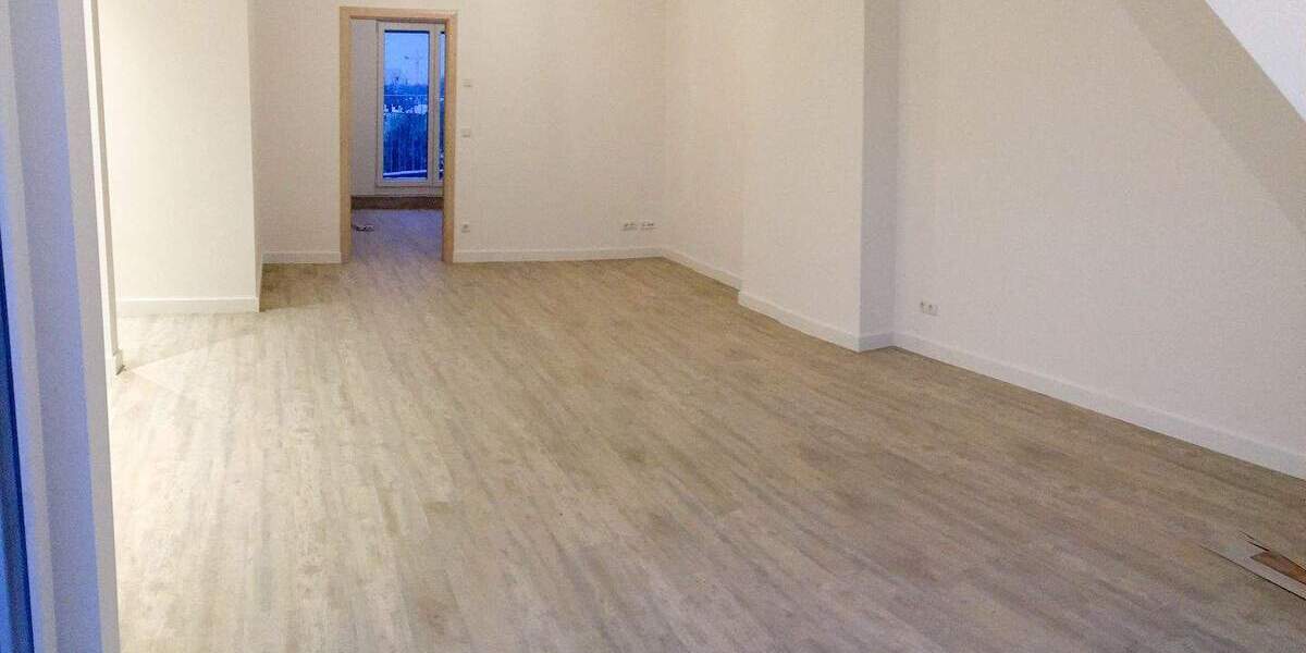 Stilvoller Dachgeschoss-Traum mit zwei Dachterrassen - bezugsfreie 2-Zimmer-Wohnung in Berlin-Grünau 2 zimmer