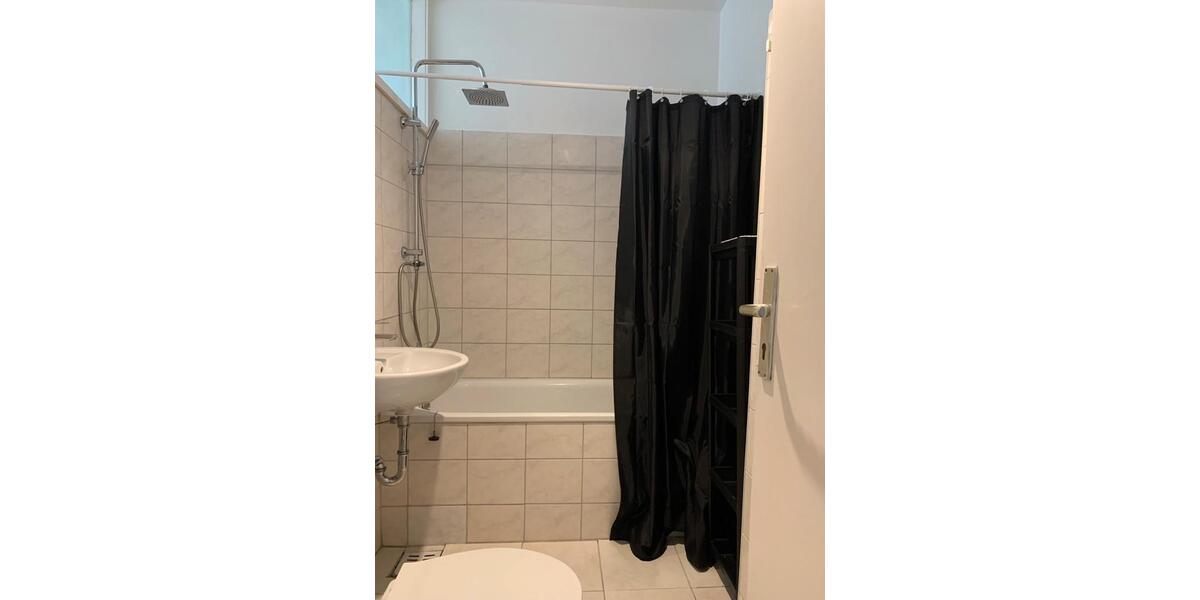 Etagenwohnung Berlin Charlottenburg-Wilmersdorf - 1 Zimmer, 45 m&sup2;, 1.300&euro; | Angebot:26689216