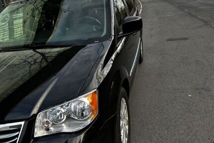 Chrysler Voyager 160.000 km 11.990 &euro; Berlin 10551