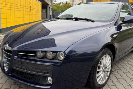 Alfa Romeo 159 179.000 km 3.499 € Berlin 13055
