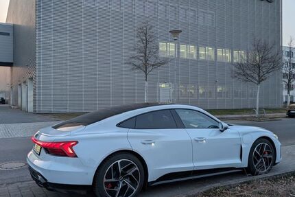 Audi e-tron GT 70.839 km 72.000 &euro; Berlin 12055