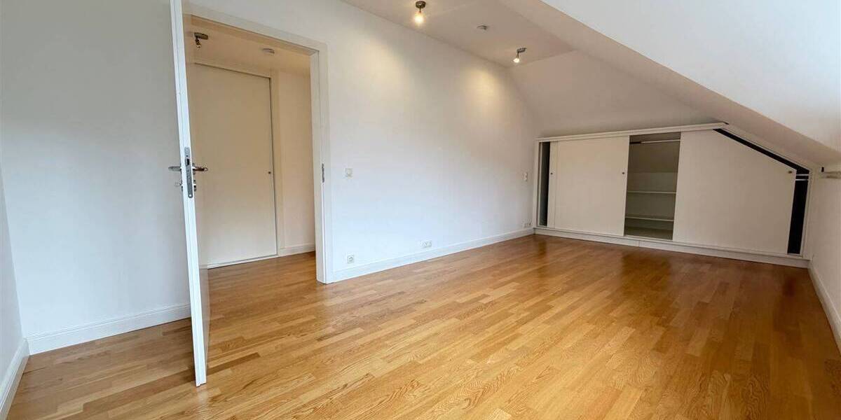 Etagenwohnung Berlin Schmargendorf - 2 Zimmer, 83 m&sup2;, 709.000&euro; | Angebot:26207228