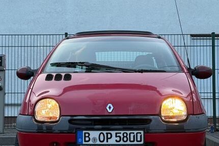 Renault Twingo 129.000 km 2.700 &euro; Berlin 12053
