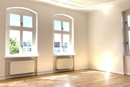 Wohnung zum Mieten in Berlin 1.725,25 € 105 m²